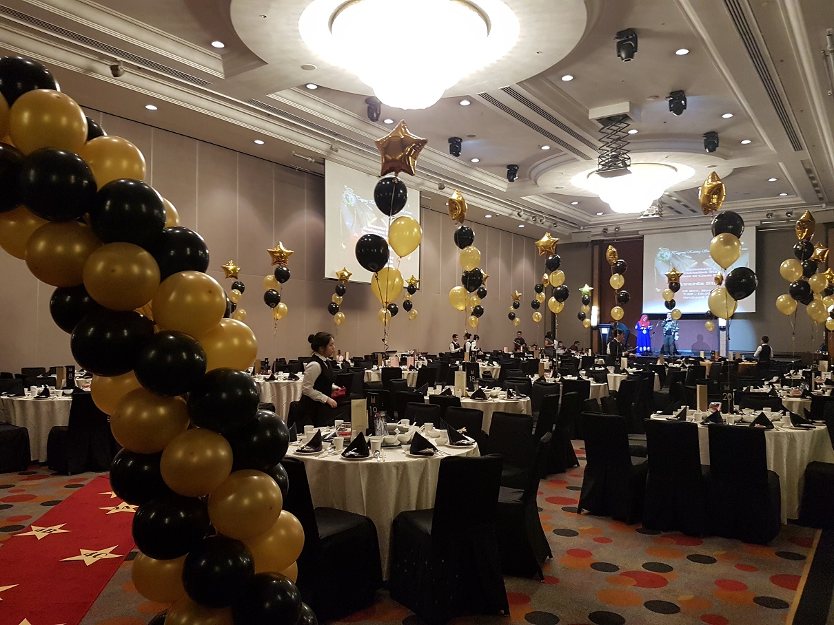 Balloon Decoration for Hotel Ballroom